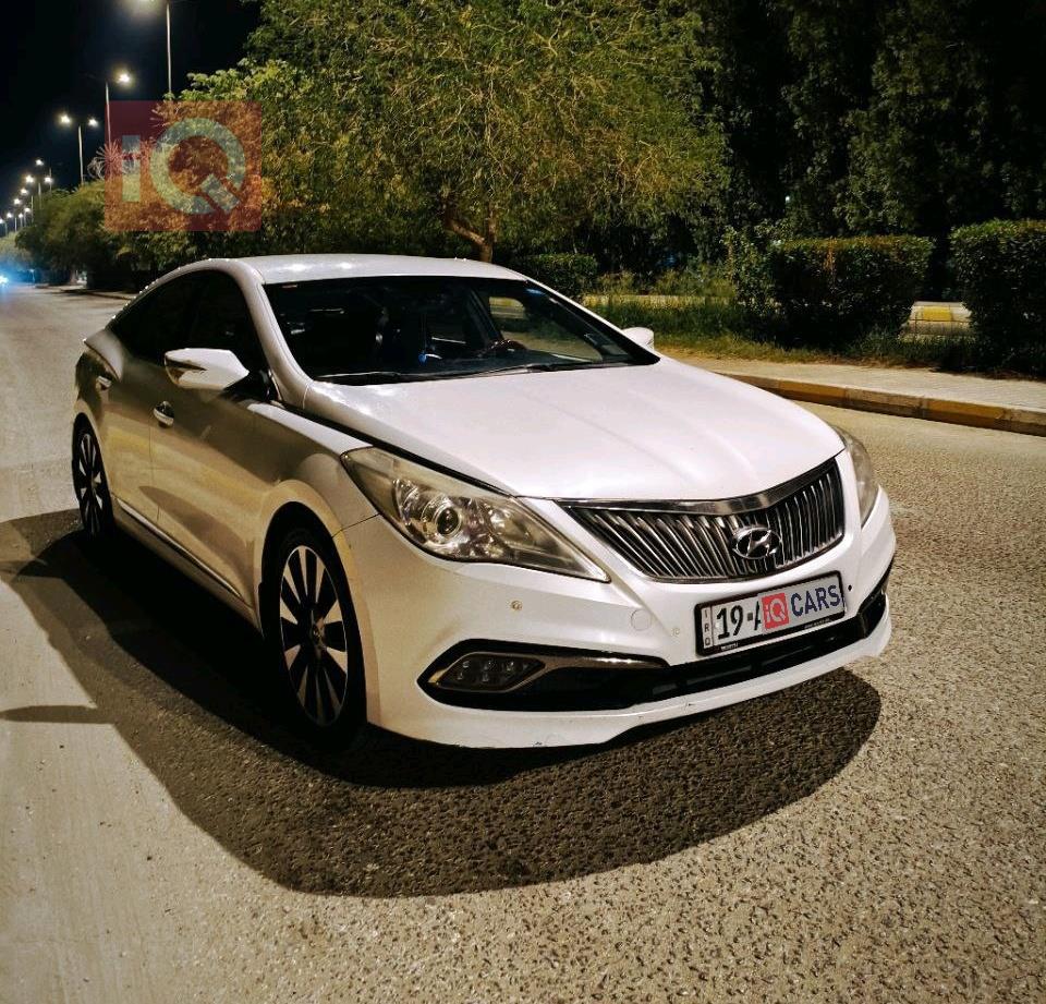 هيونداي أزيرا